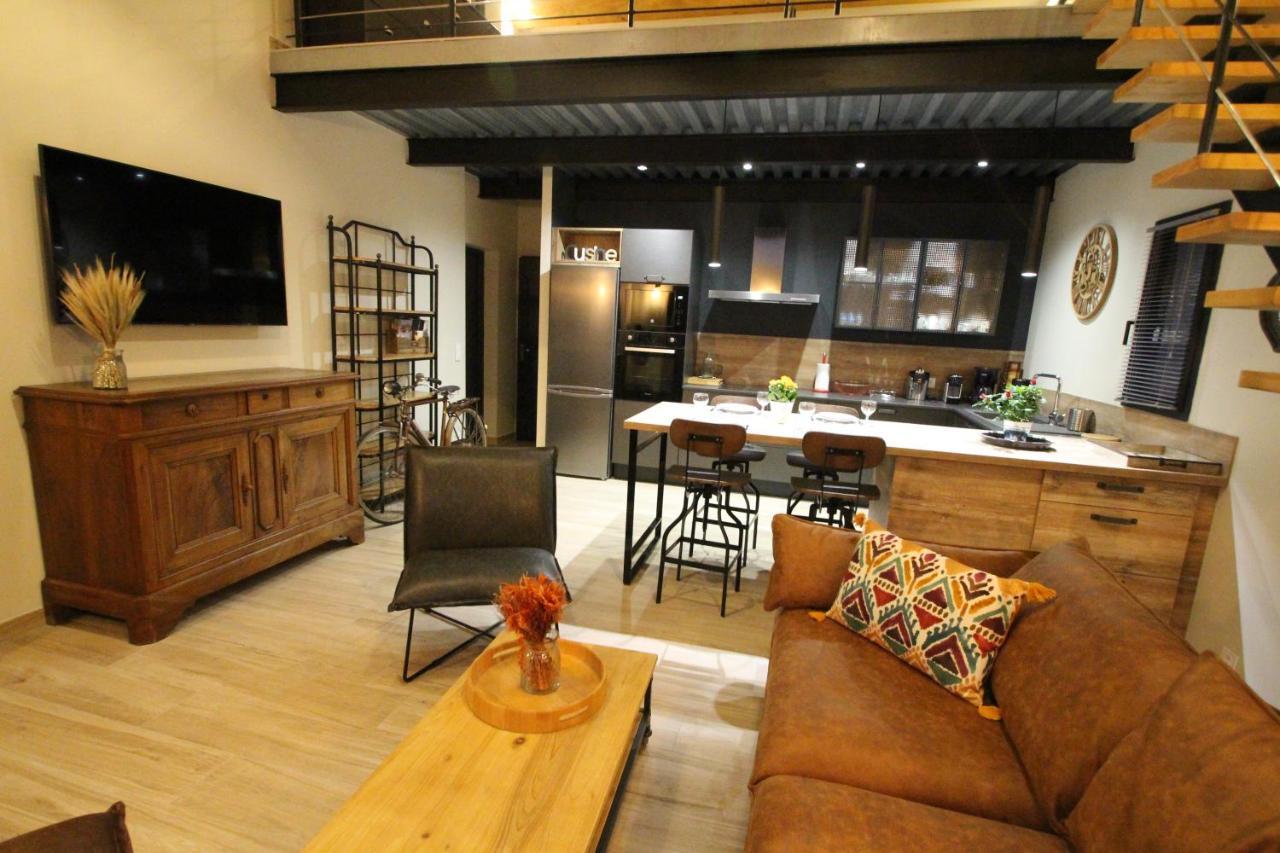 Вілла Loft Lou Pitchoun Saint-Etienne-du-Gres Екстер'єр фото
