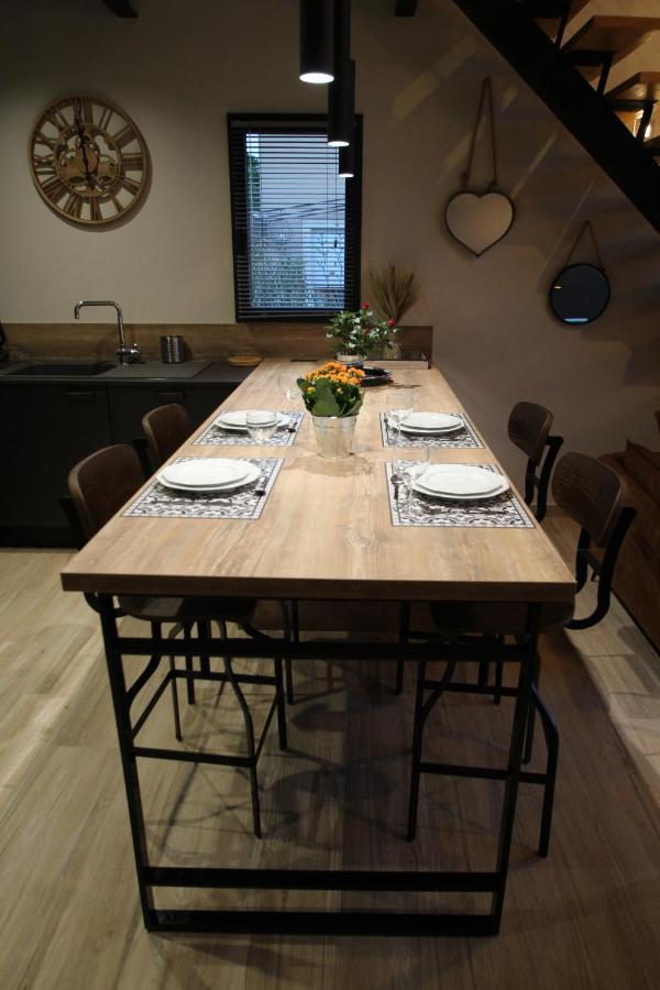 Вілла Loft Lou Pitchoun Saint-Etienne-du-Gres Екстер'єр фото