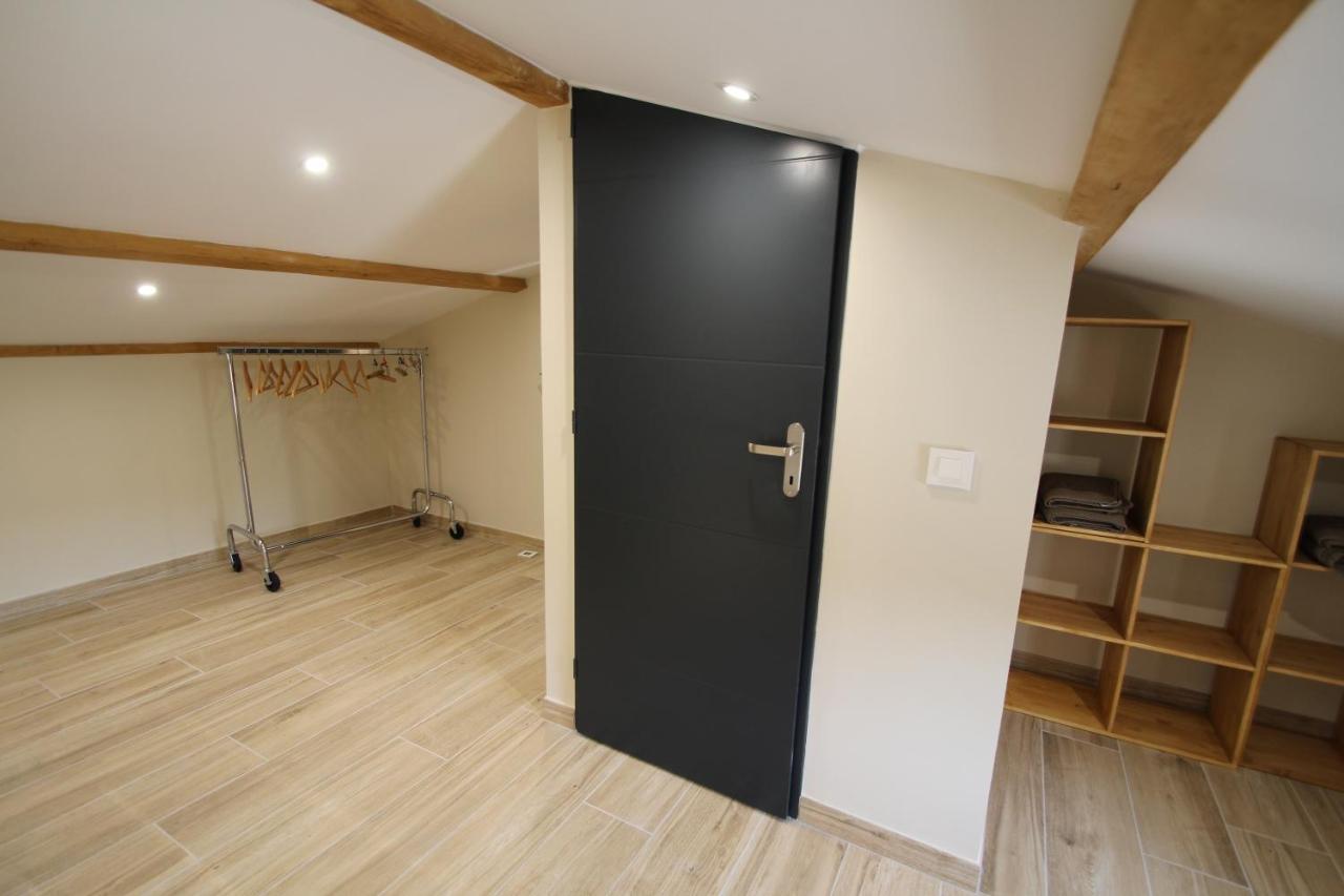 Вілла Loft Lou Pitchoun Saint-Etienne-du-Gres Екстер'єр фото